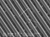 Nanofils de cuivre auto-suspendus sur substrat silicium micro-structuré